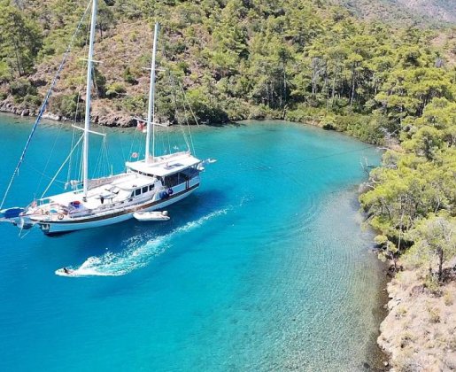 6 CABIN 12 CAPACITY BODRUM TURKEY YACHT